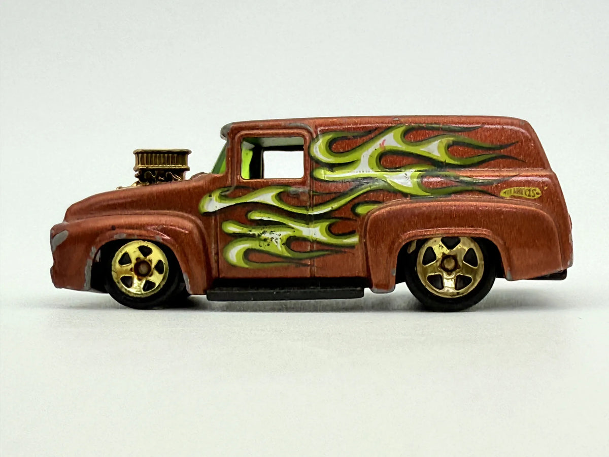 1956 Ford Hot Wheels Brązowy 1:64 – zdjęcie 3