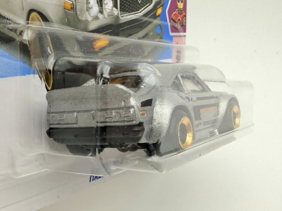 MAZDA RX-3 Compact Kings Hot Wheels 2026 Srebrny 1:64 – zdjęcie 3