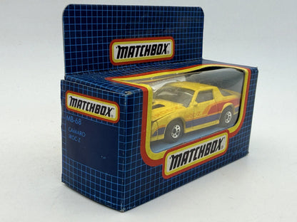 CHEVROLET CAMARO IROC-Z Mainline Matchbox 1987 Żółty 1:64 Made in Macau – zdjęcie 3
