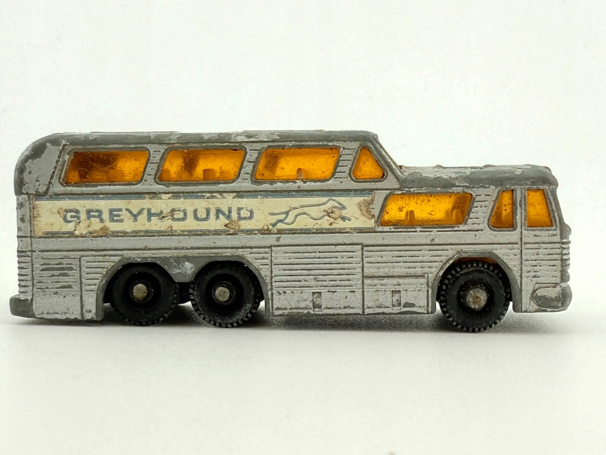 COACH BUS, Matchbox, Made in England, Die cast 66, Srebrny, 1:120, Resoraki – zdjęcie 3