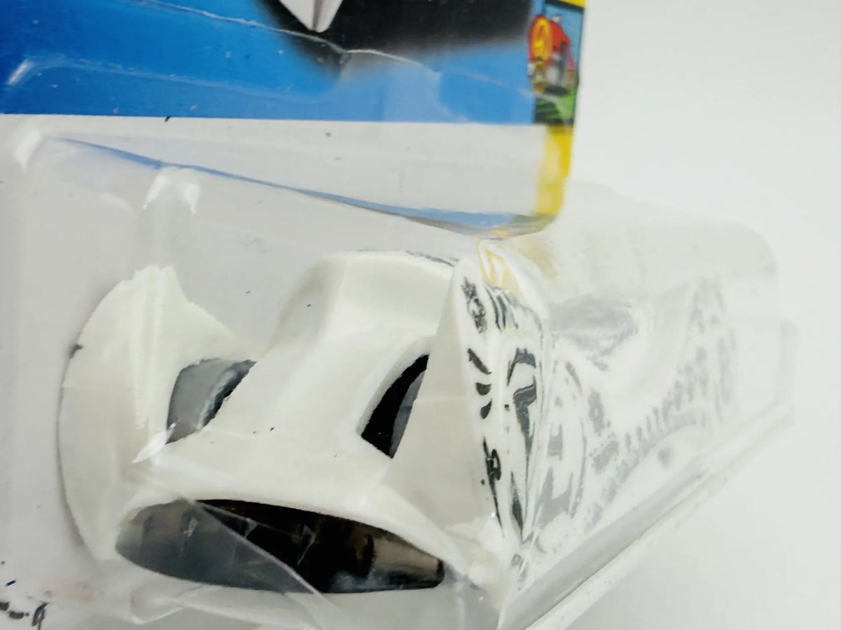 Cloak And Dagger Hot Wheels 2021 HW ART CARS 1:64 E Blister Biały – zdjęcie 3