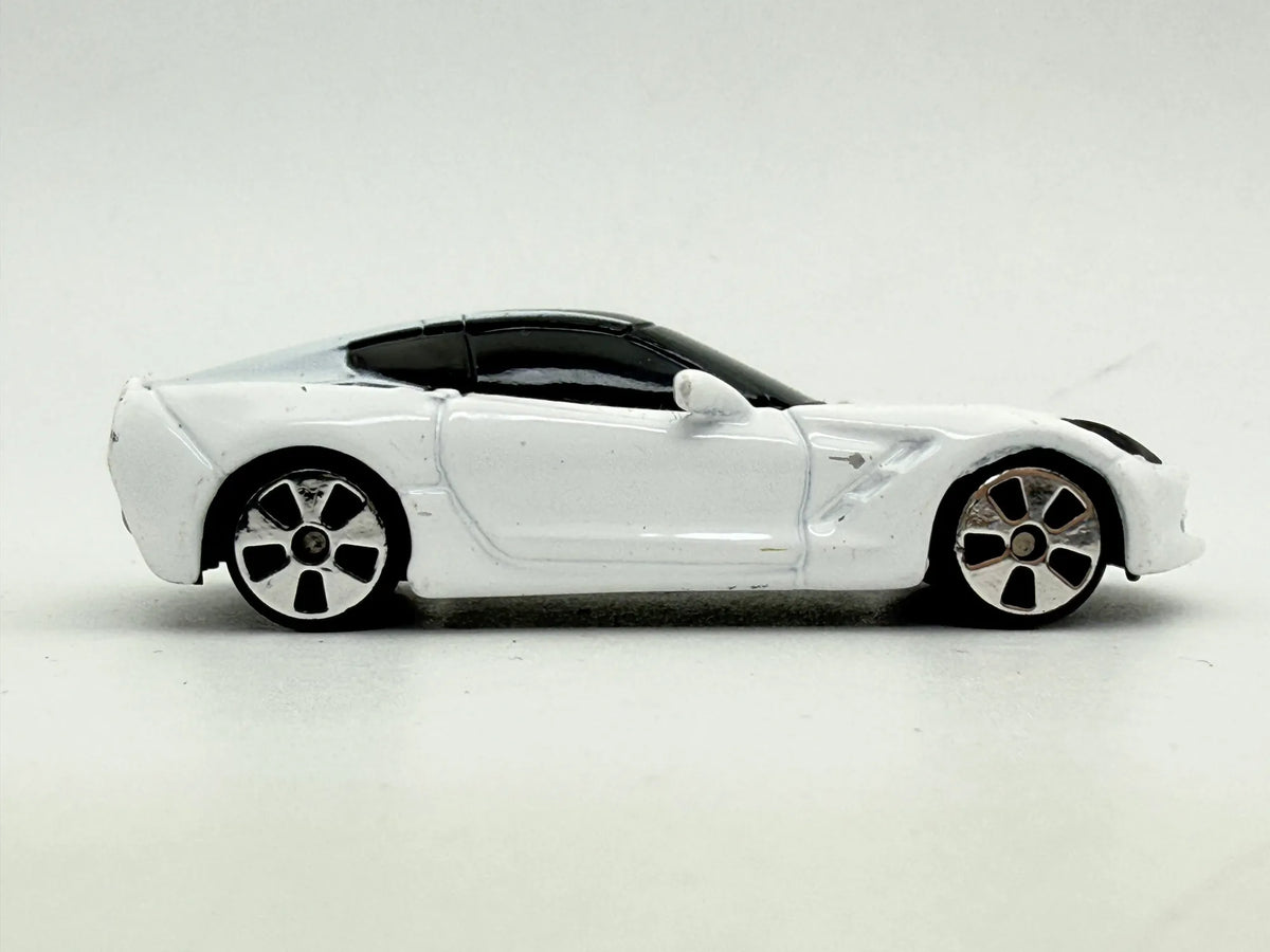 2014 CORVETTE STINGRAY, Maisto, Die cast, Biały, 1:64, Resoraki – zdjęcie 3