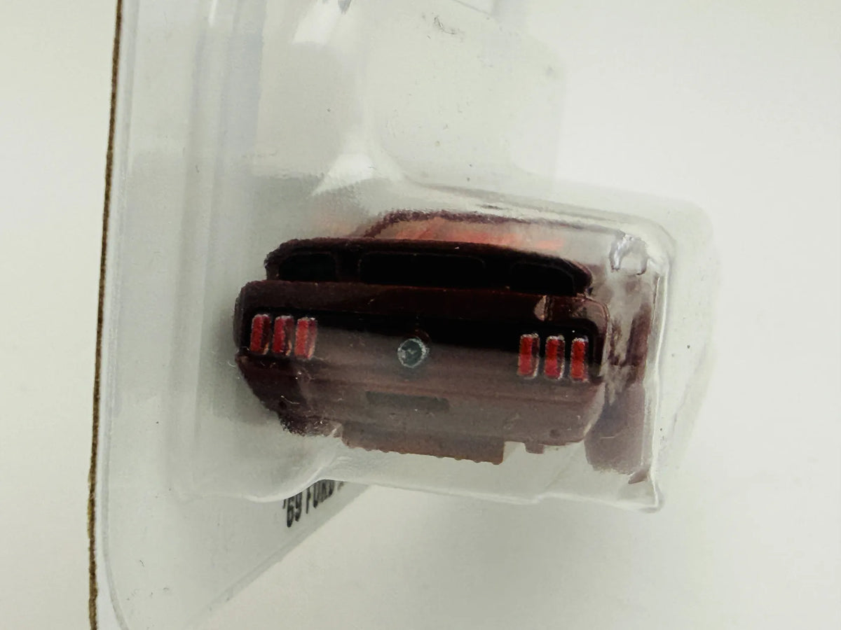 '69 Ford Mustang Boss 302 Hot Wheels 2025 Fast & Furious 1:64 PANTONE 195 – zdjęcie 3
