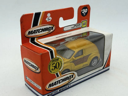 CHRYSLER PANEL CRUISER Cool Concepts Matchbox 2002 Złoty 1:64 – zdjęcie 3
