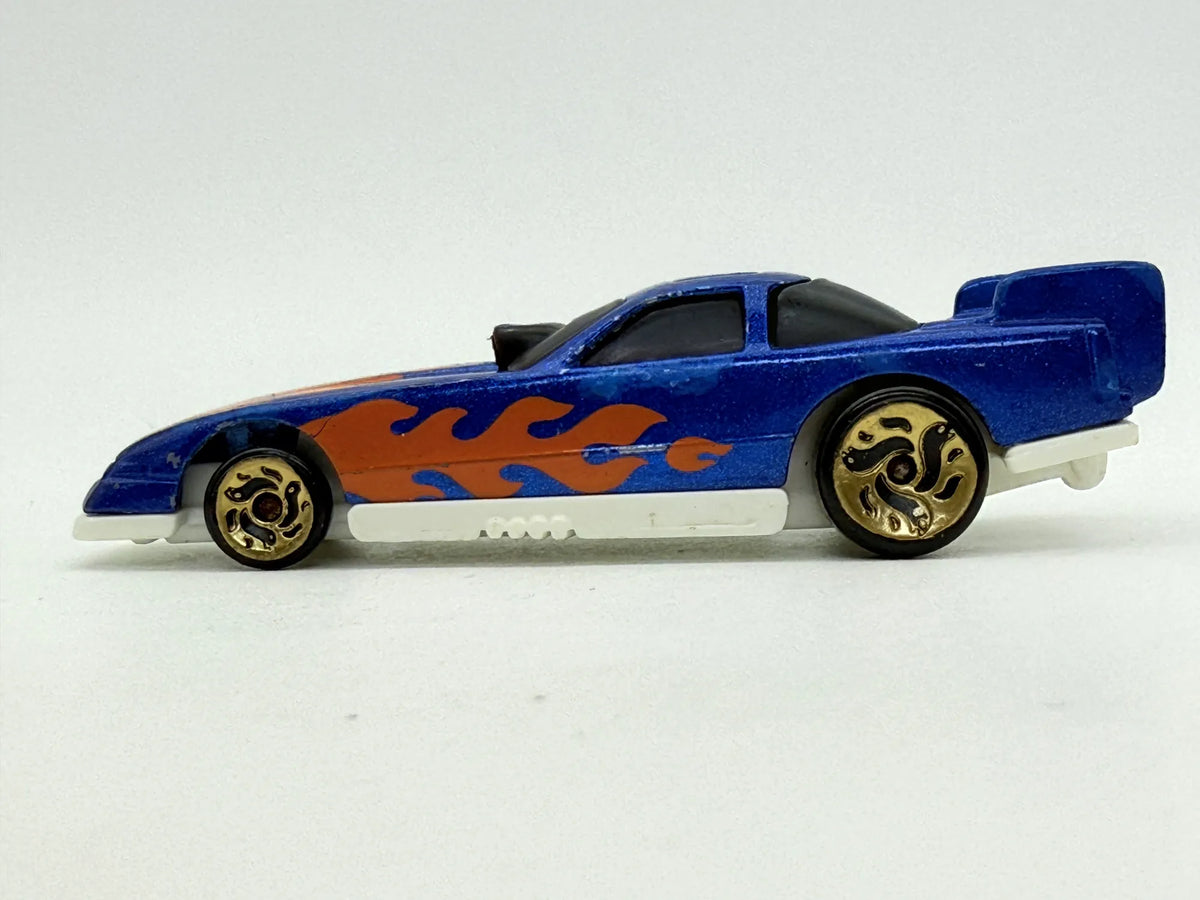 Sportowe Coupe Hot Wheels Niebieski 1:64 – zdjęcie 3