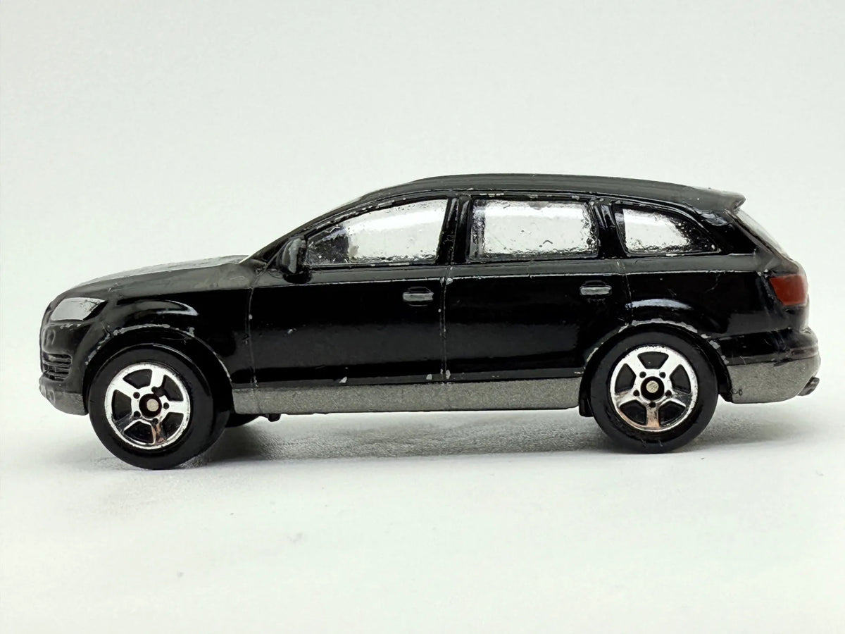 Audi Q7 Realtoy Czarny 1:64 – zdjęcie 3
