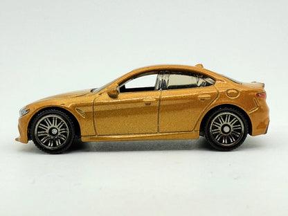 ALFA ROMEO GIULIA, Matchbox 2019, Die cast MB1205, Złoty, 1:66, Resoraki – zdjęcie 3