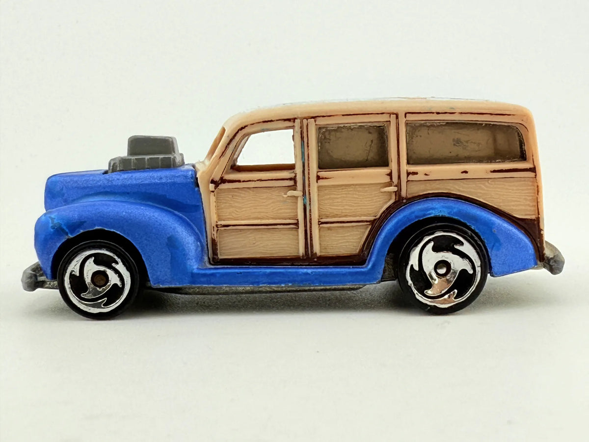 Wagon Hot Wheels Niebieska 1:64 – zdjęcie 3