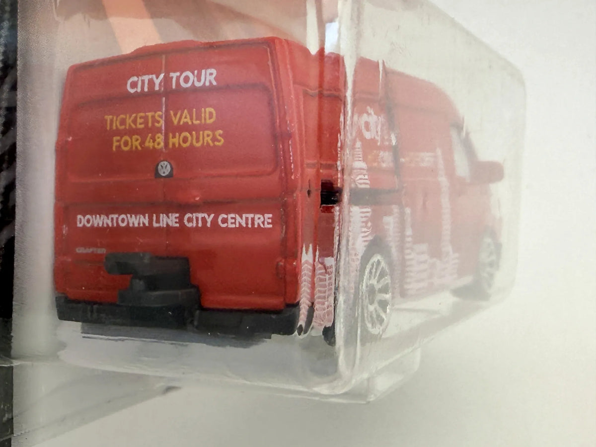 VOLKSWAGEN CRAFTER City Tour Majorette Czerwony 1:64 – zdjęcie 3