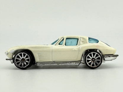 1979 CORVETTE STINGRAY, Hot Wheels, Die cast, Biała, 1:64, Resoraki – zdjęcie 3