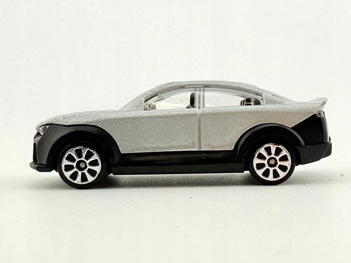 SEDAN CONCEPT CAR S-1 '90 Srebrny 1:64 – zdjęcie 3