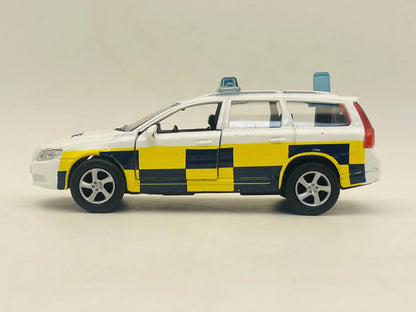 VOLVO V70 POLICE #35 Policja 2001 Biały 1:36 – zdjęcie 3