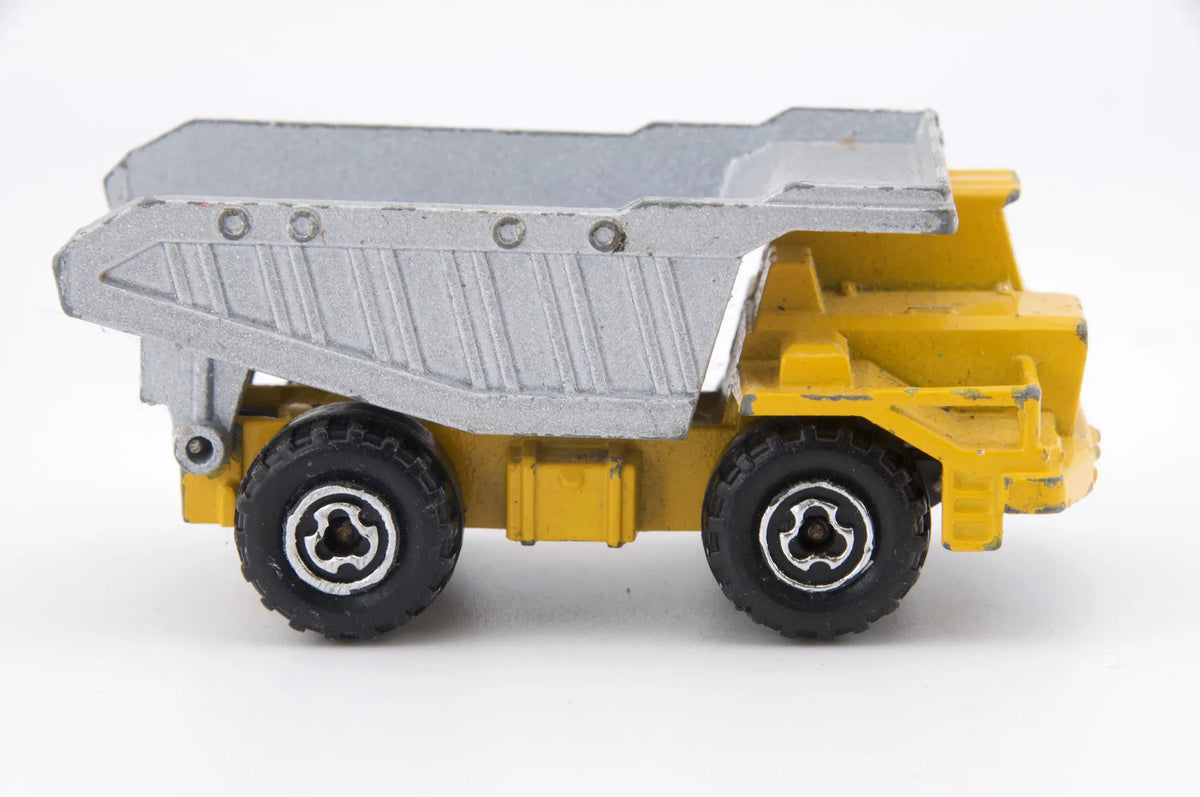 BENNE CARRIERE Majorette Żółto-Srebrna 1:64 – zdjęcie 3