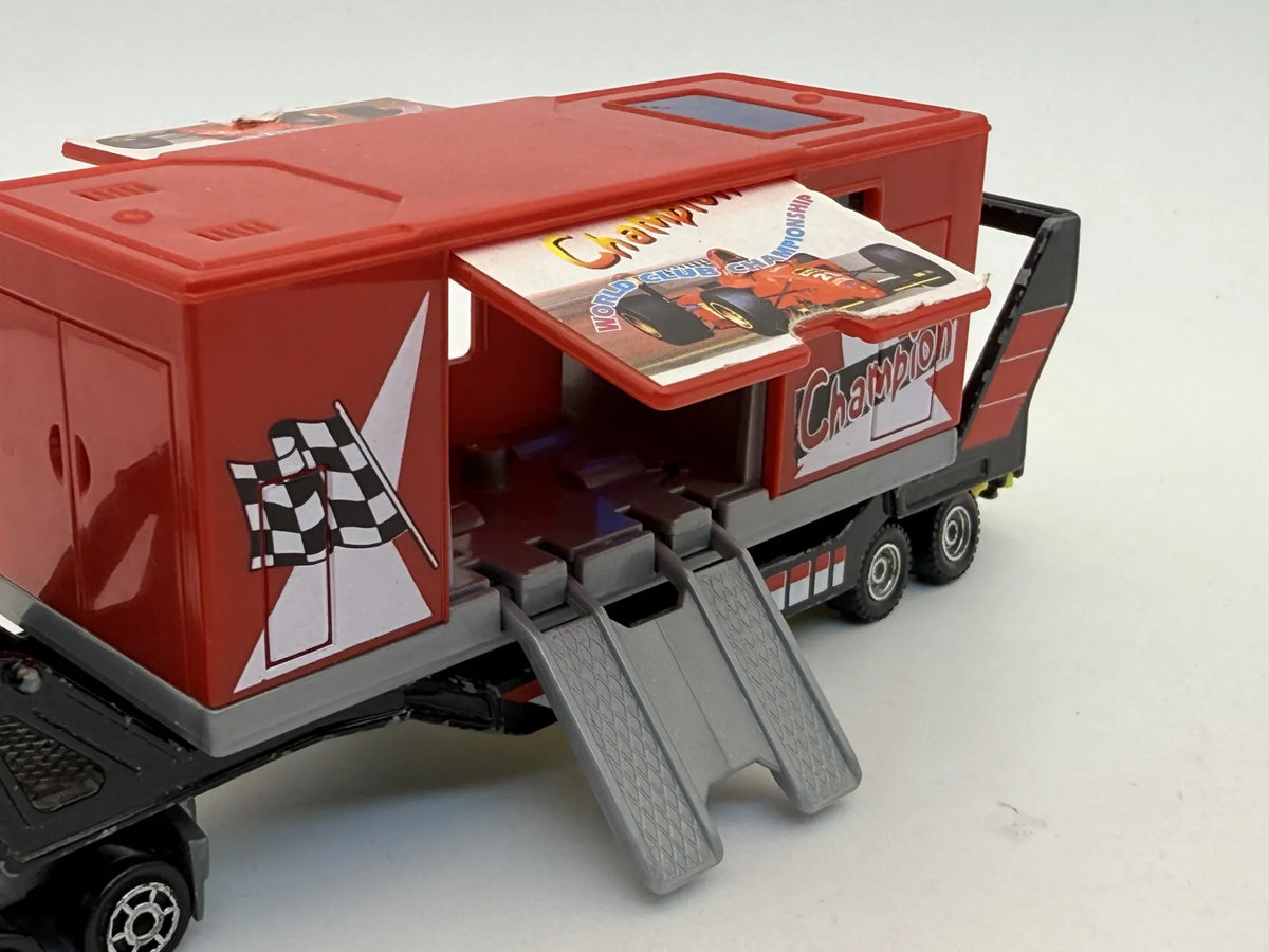 Ciężarówka Racing Team Truck Custom Majorette Czerwony 1:87 Made in France – zdjęcie 3