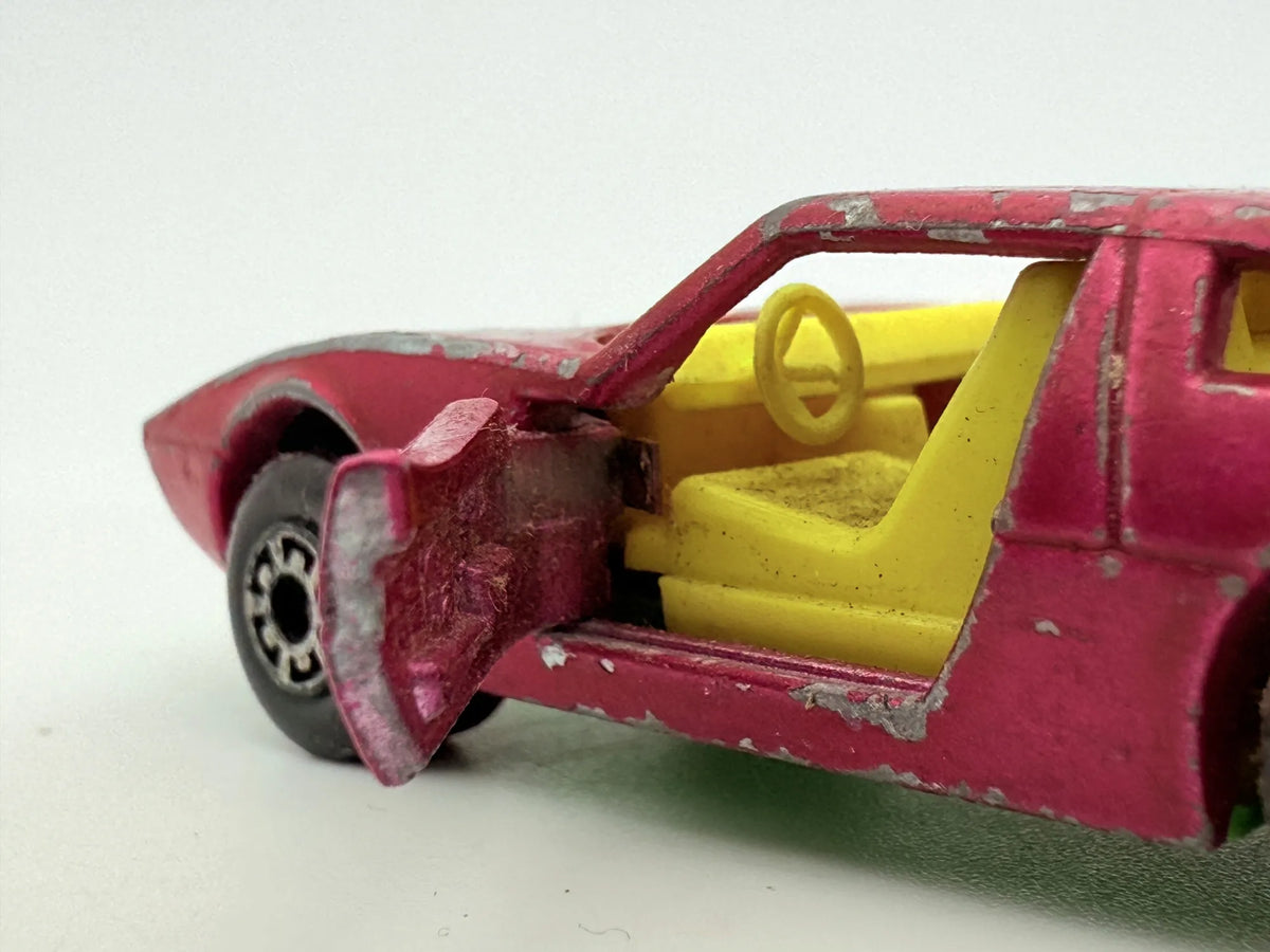 Maserati Bora, Matchbox, made in England, die cast resoraki, 1:64 – zdjęcie 3