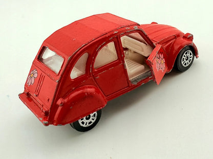 Citroen 2Cv6 Corgi Czerwony 1:43 Made in Gt Britain – zdjęcie 3