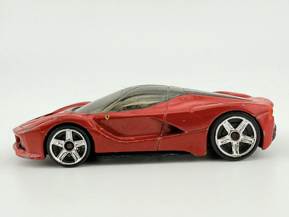 LAFERRARI, Hot Wheels 2013, Die cast F49, Czerwony, 1:64, Resoraki – zdjęcie 3