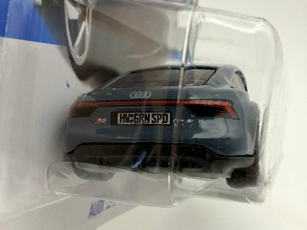 AUDI RS E-TRON GT HW Green Speed Hot Wheels 2023 1:64 + Protektor – zdjęcie 3