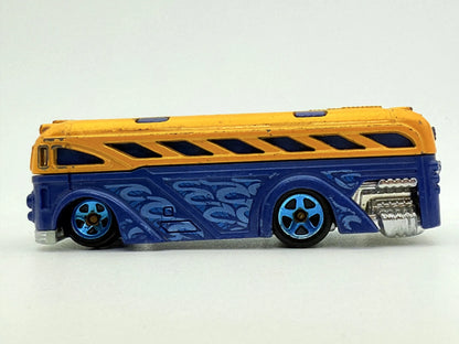 Surfin School Bus Hot Wheels Żółty 1:64 – zdjęcie 3