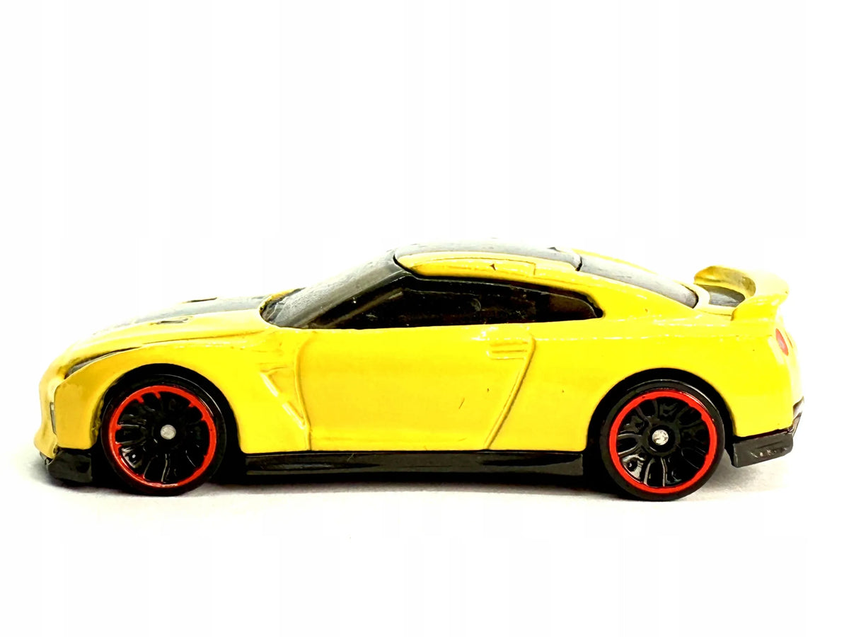 NISSAN GT-R (R35), Hot Wheels, Resoraki, Die cast Dtw99, Żółty, 1:64 – zdjęcie 3