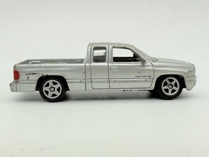 DODGE RAM, Welly, Resoraki, Die cast, Srebrny 1:64 – zdjęcie 3