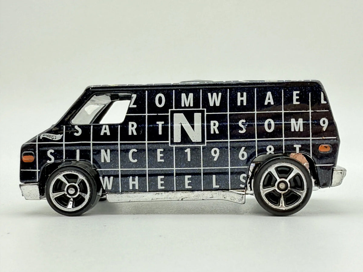 1974 VAN HW Art Cars, Hot Wheels, Die cast R7611, Ciemnoszary 1:64 Resoraki – zdjęcie 3
