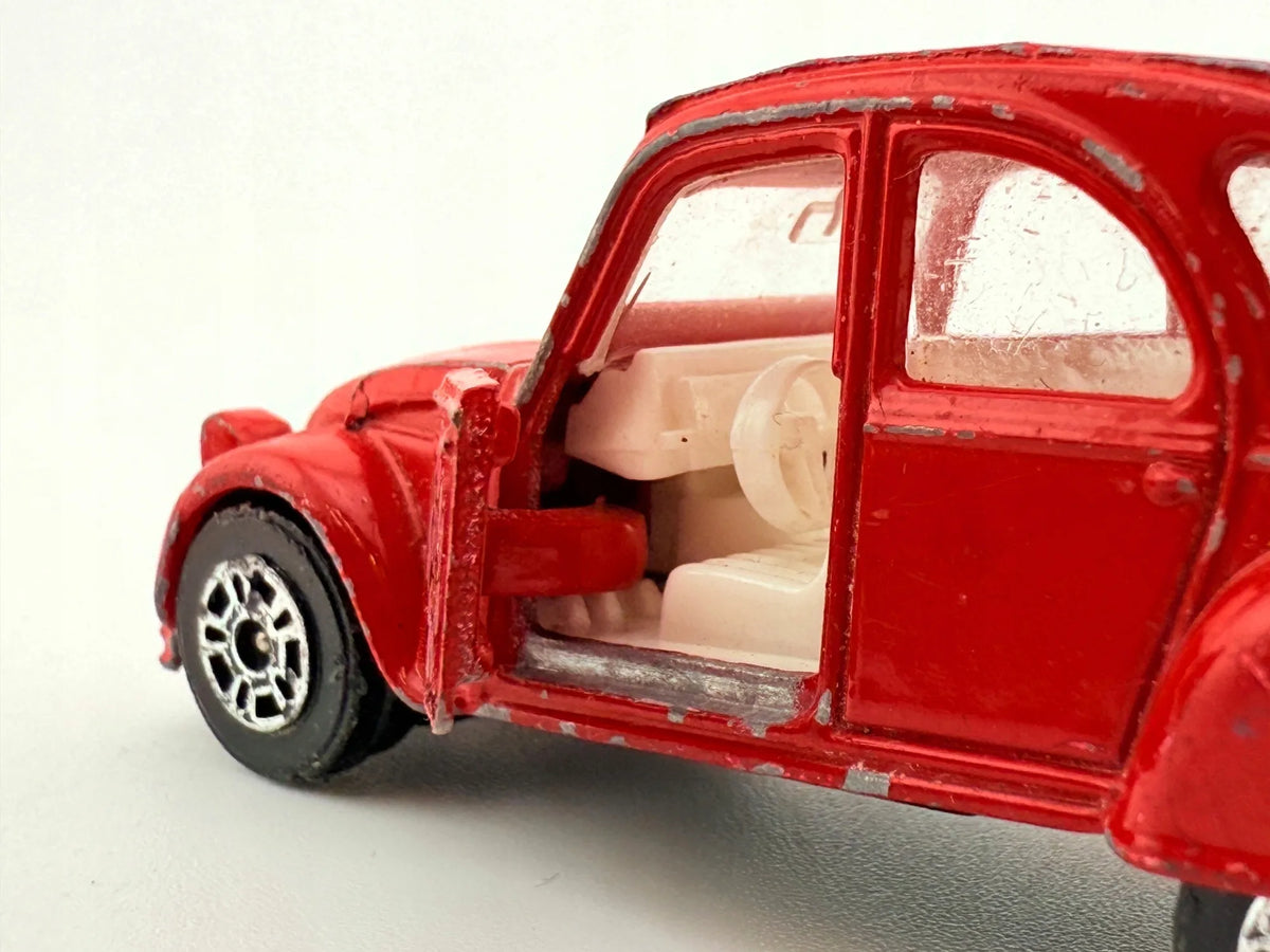 Citroen 2Cv6 Corgi '80 Czerwony 1:64 Made in Gt Britain – zdjęcie 3