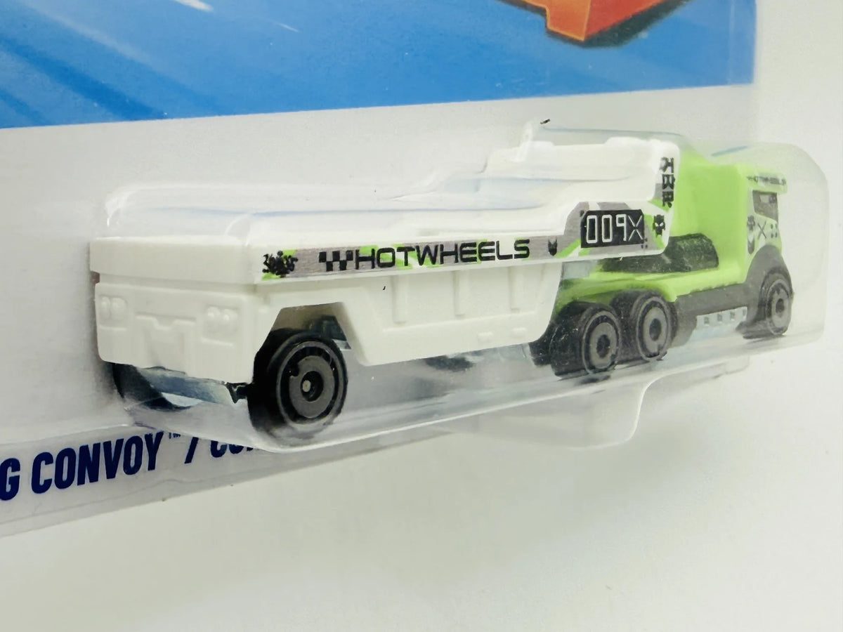 Racing Convoy Hot Wheels 2025 1:64 Ciężarówka Blister Zielony – zdjęcie 3