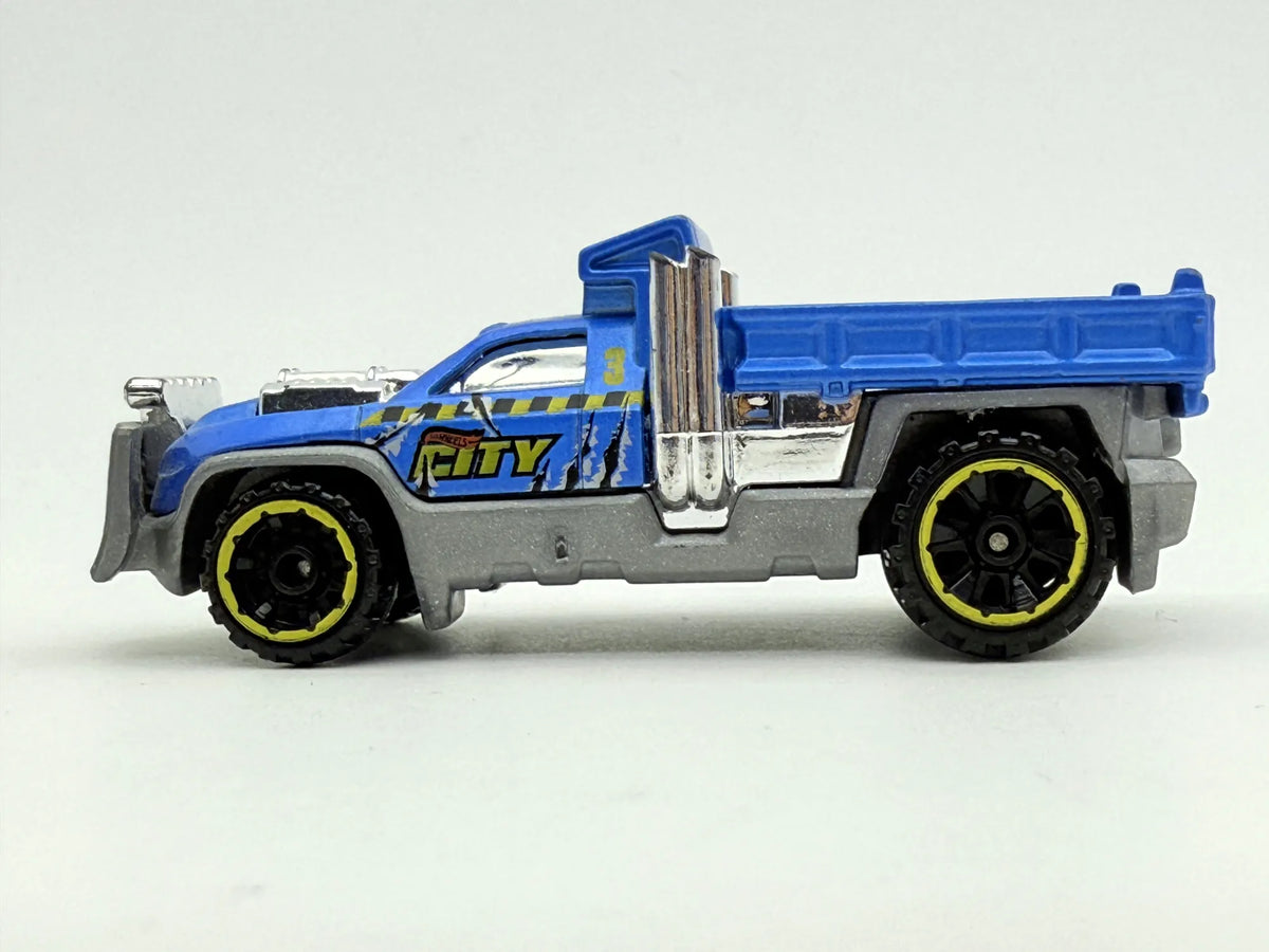 SO PLOWED / PŁUG ŚNIEŻNY Hot Wheels 2013 Niebieski 1:64 – zdjęcie 3