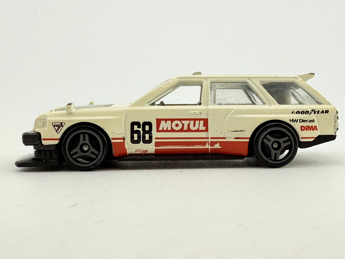 Nissan Maxima Drift Car Hot Wheels Biały 1:60 – zdjęcie 3