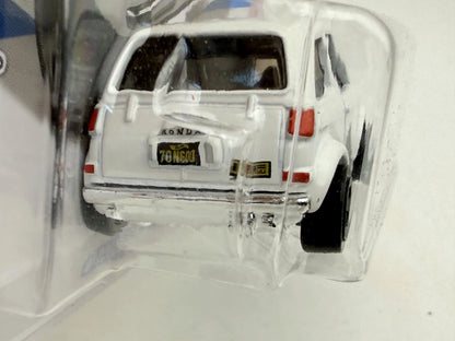 CUSTOM '70 HONDA N600 Compact Kings Hot Wheels 2022 Biały 1:64 – zdjęcie 3