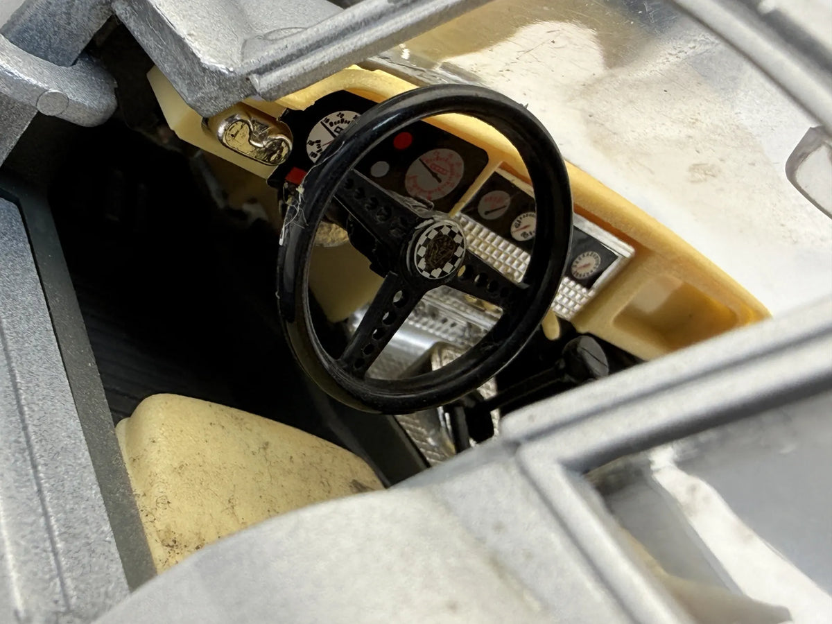 Jaguar E-Type Series 1 Coupe Bburago 1961 Srebrny 1:18 Made in Italy – zdjęcie 3