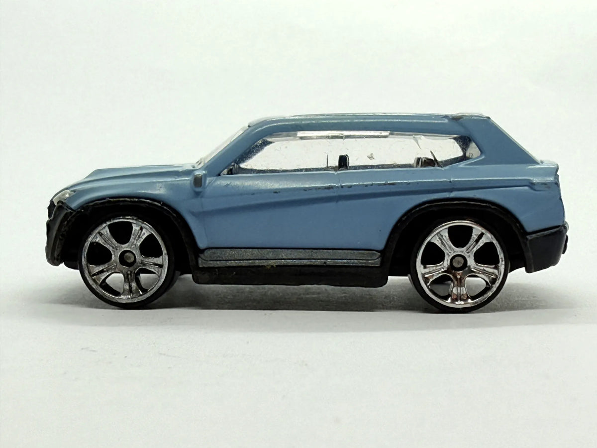 Range Rover Evoque Coupe Fresh Metal Maisto Niebieski 1:62 – zdjęcie 3