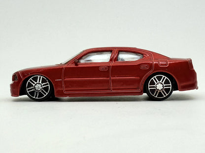 2006 Dodge Charger Bburago Czerwona 1:43 – zdjęcie 3