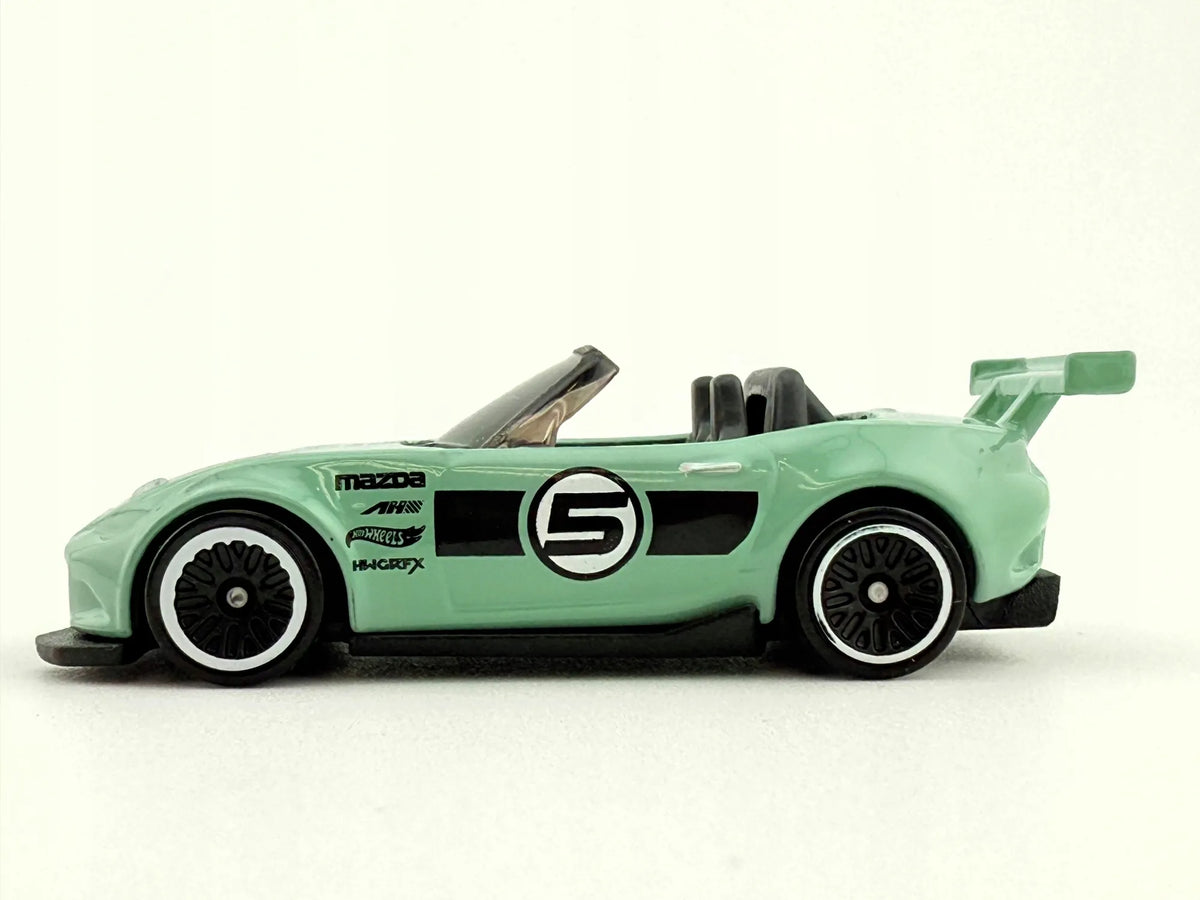 MAZDA MX-5 MIATA, Hot Wheels 2015, Die cast DHP05, Miętowy, 1:64, Resoraki – zdjęcie 3