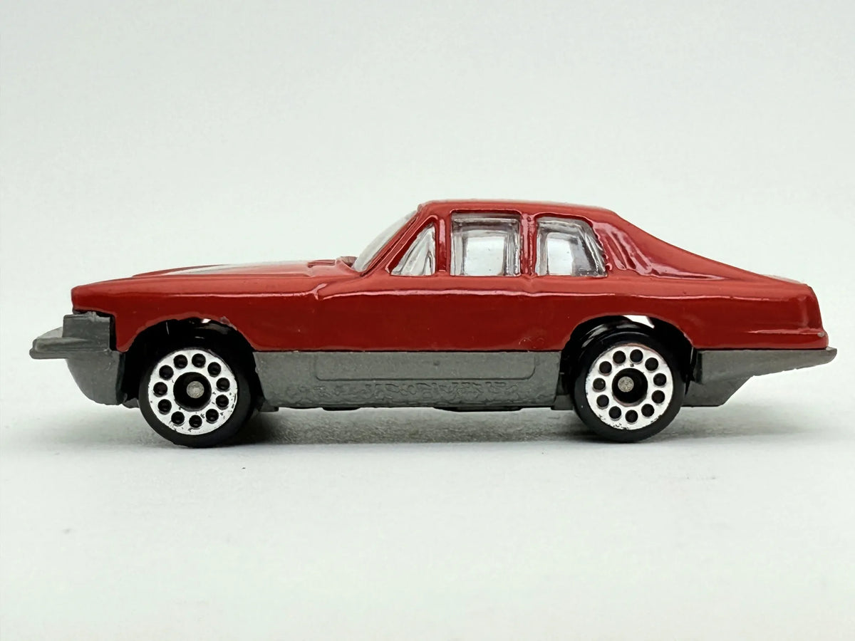 Sedan Czerwony 1:60 – zdjęcie 3