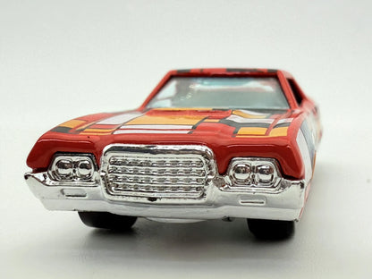 72 Ford Ranchero Hot Wheels Czerwony 1:64 – zdjęcie 4