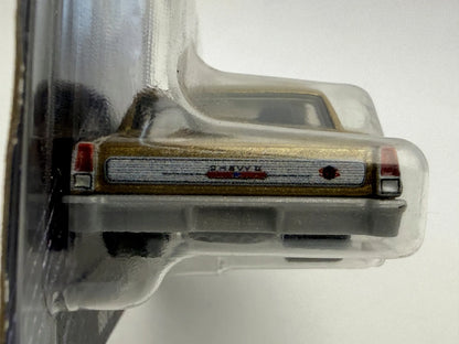 1966 CHEVY NOVA FAST & FURIOUS Hot Wheels 2024 Złoty 1:64 – zdjęcie 4