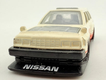 Nissan Maxima Drift Car Hot Wheels Biały 1:60 – zdjęcie 4