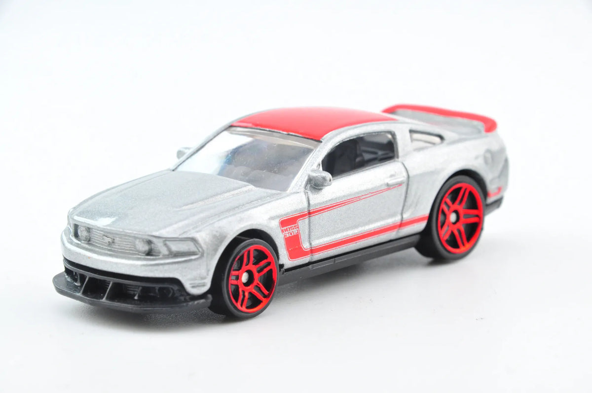 '12 Ford Mustang Boss Laguna Seca, Hot Wheels 2011, Die cast, Srebrny, 1:64 – zdjęcie 4