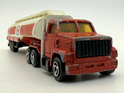 Cysterna Paliwowa Majorette Czerwony 1:87 Made in France Esso – zdjęcie 4