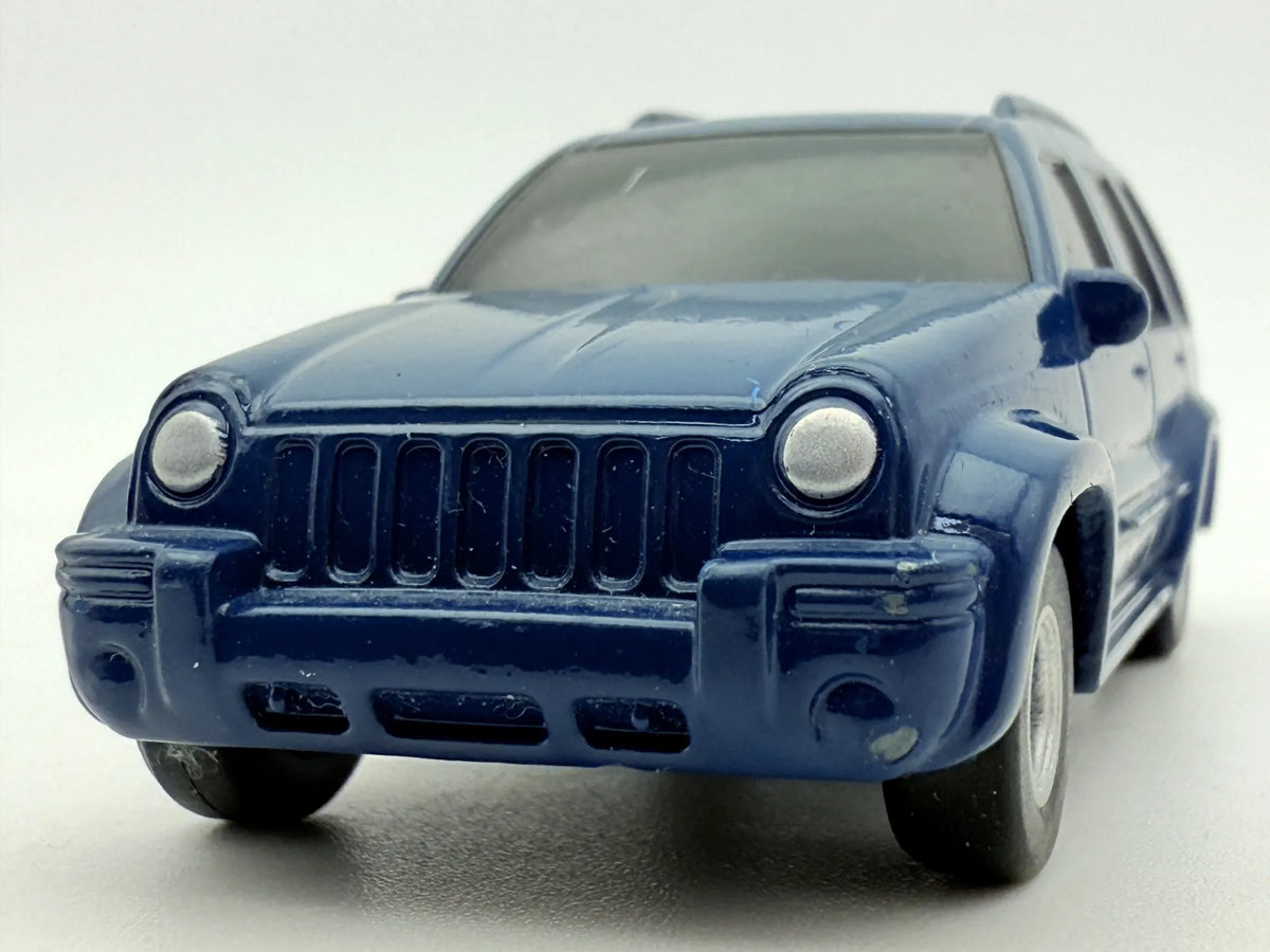 Jeep Liberty / Cherokee 2002, SUV, resoraki, die cast, 1:60 – zdjęcie 4