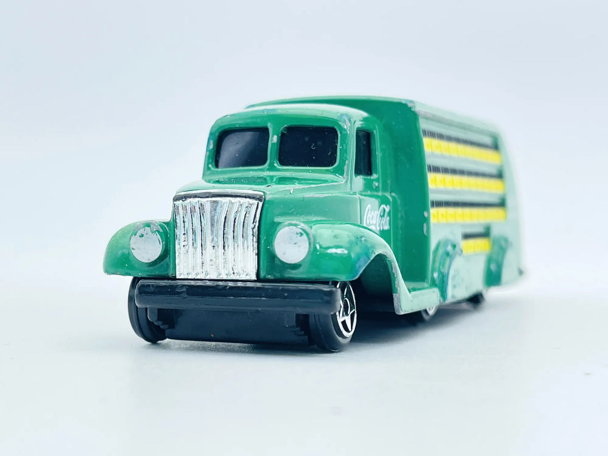 Ciężarówka Coca-Cola, resoraki, die cast, 1:60 – zdjęcie 4