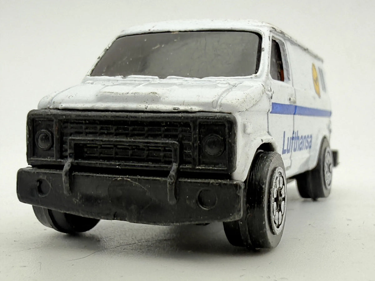 US VAN LUFTHANSA AIRPORT, Old Welly, Die cast, Biały, 1:64, Resoraki – zdjęcie 5