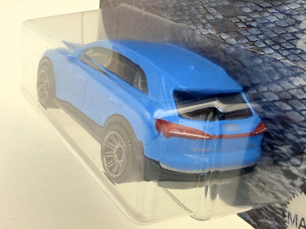 AUDI E-TRON European Streets Matchbox 2024 Niebieski 1:64 – zdjęcie 4
