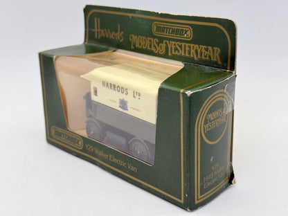 WALKER ELECTRIC VAN Matchbox 1984 Kremowy 1:43 Made in England Harrods LTD – zdjęcie 4