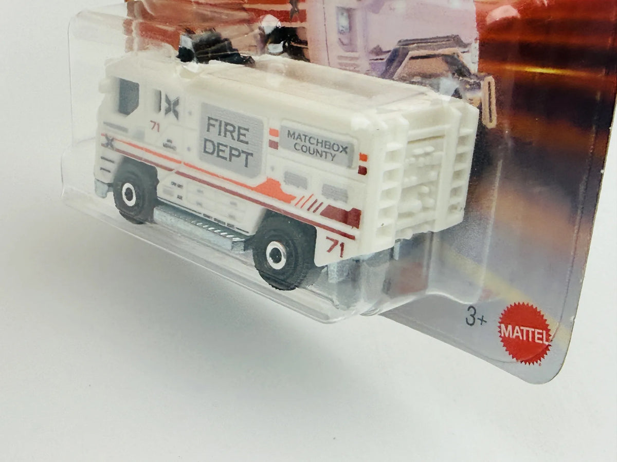 Blaze Buster II Matchbox 2024 Mainline 1:64 Wóz strażacki Straż pożarna – zdjęcie 4