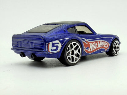 Datsun 240Z Hot Wheels Niebieski 1:64 – zdjęcie 4