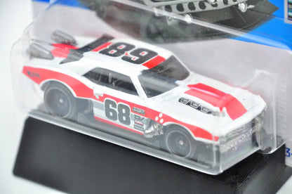 CUSTOM '68 CAMARO Hot Wheels 2024 Biało-Czerwony 1:64 – zdjęcie 4