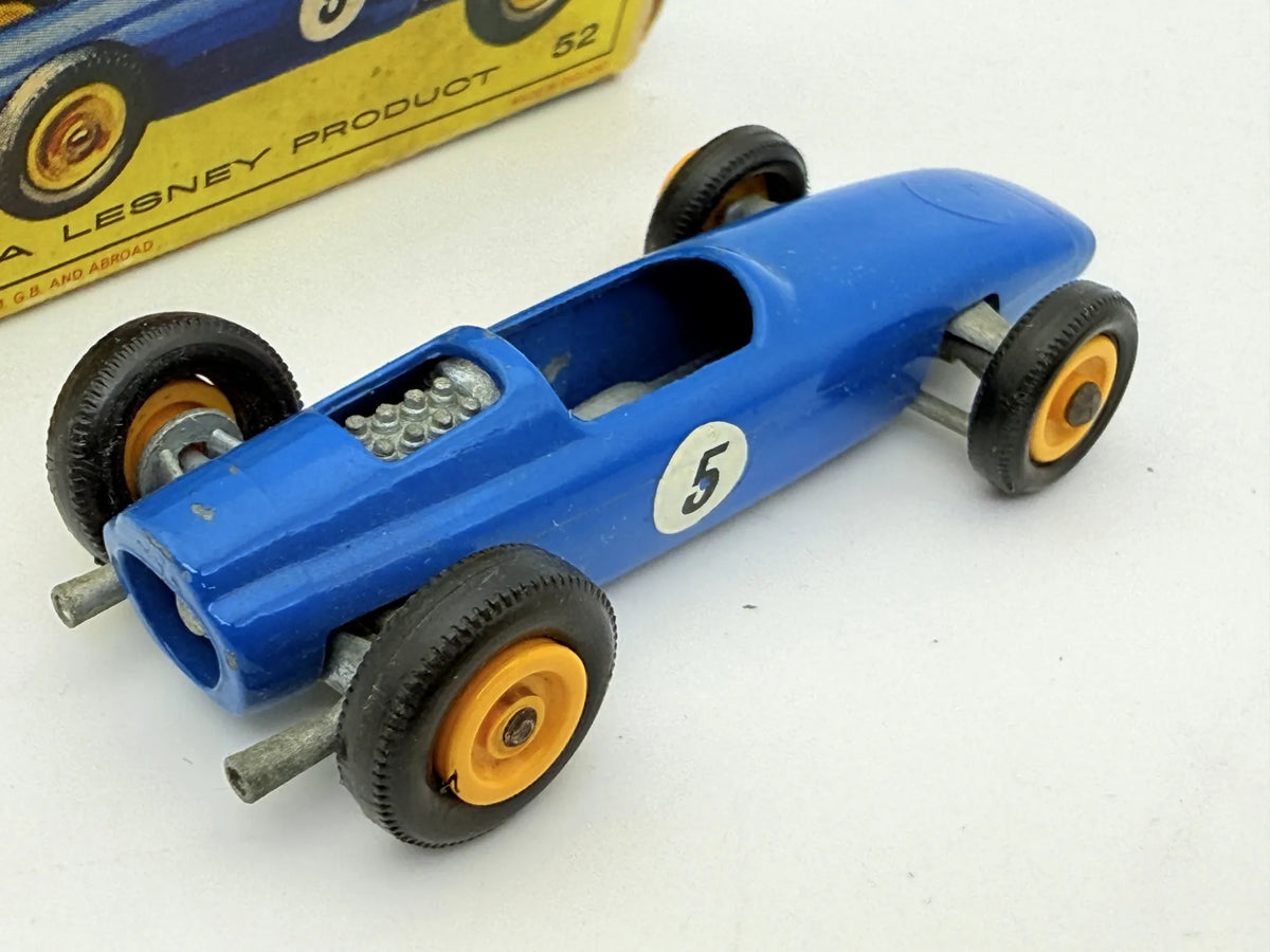 B.R.M. Racing Car Matchbox Niebieski 1:64 Made in Angelia – zdjęcie 4